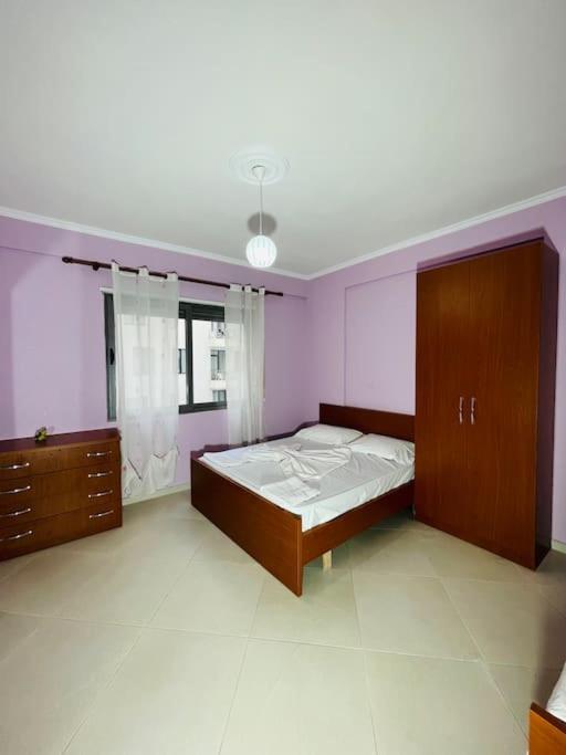 Appartamento Noah With Private Parking 10 Meters From The And Lungomare Perfect For Families ! Vlorë